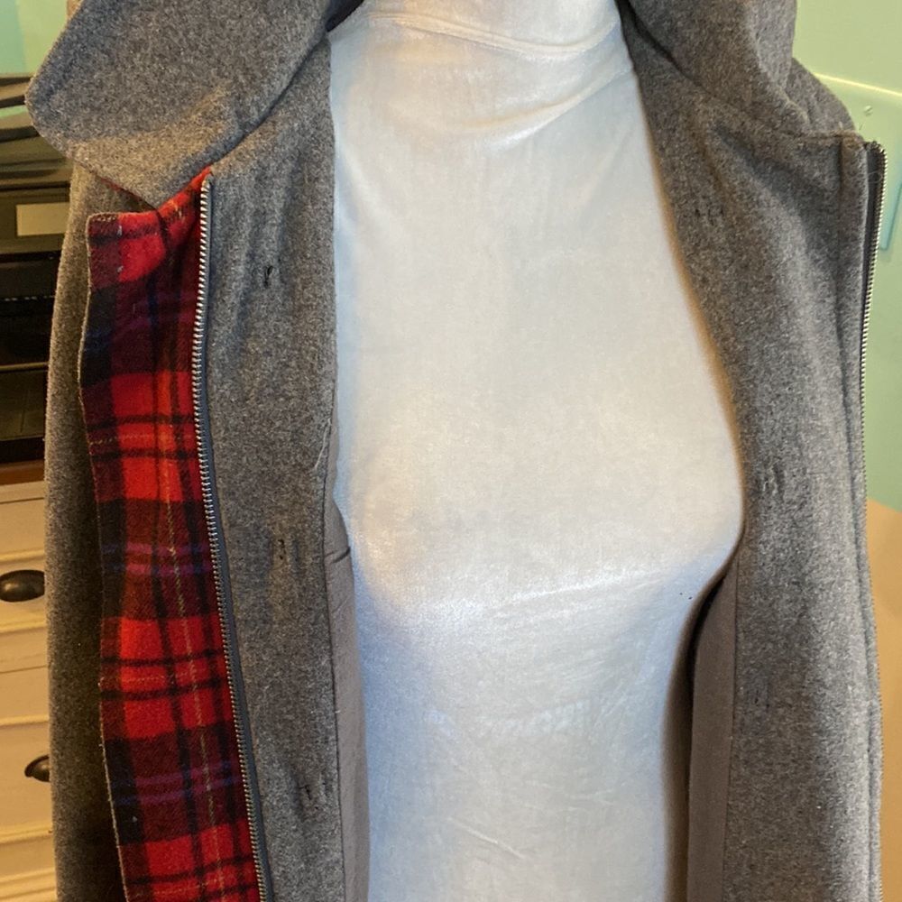 Old navy XS grey pea coat type jacket - Picture 4 of 7